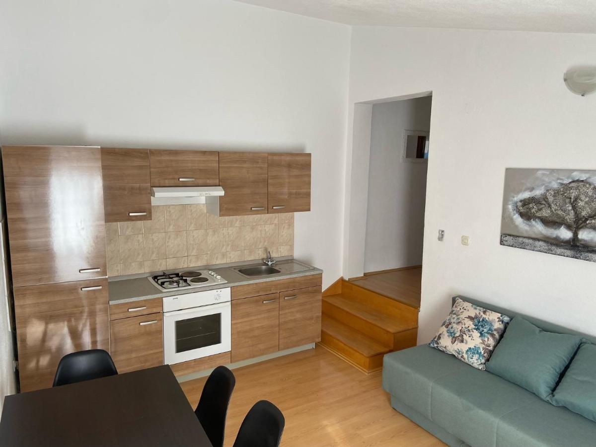 Apartman Polegubic Biograd Na Moru Exterior photo