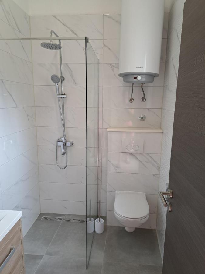 Apartman Polegubic Biograd Na Moru Exterior photo