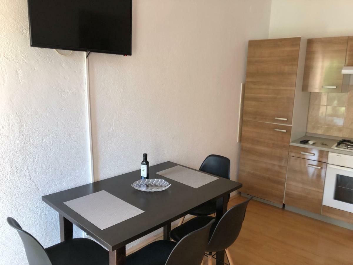 Apartman Polegubic Biograd Na Moru Exterior photo